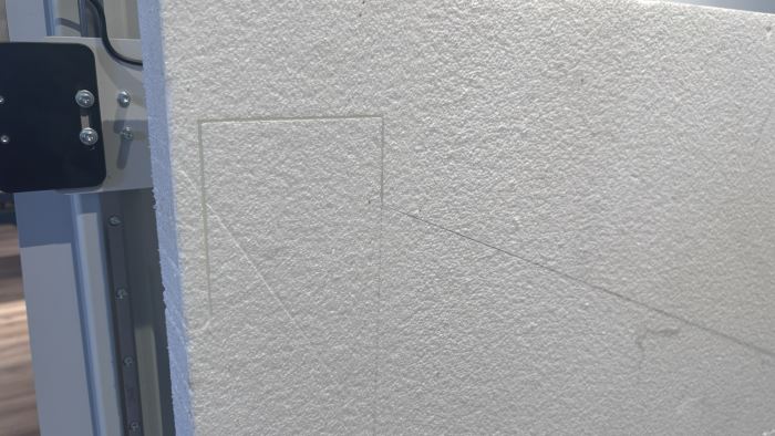 Probeschnitt wird durchgeführt – Einstellvorgang Drahttemperatur