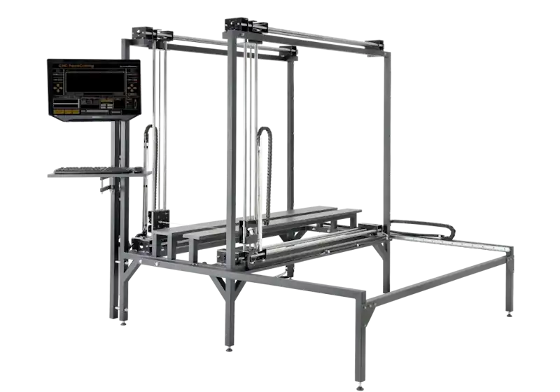 CUT2510S mit variablem Maschinentisch